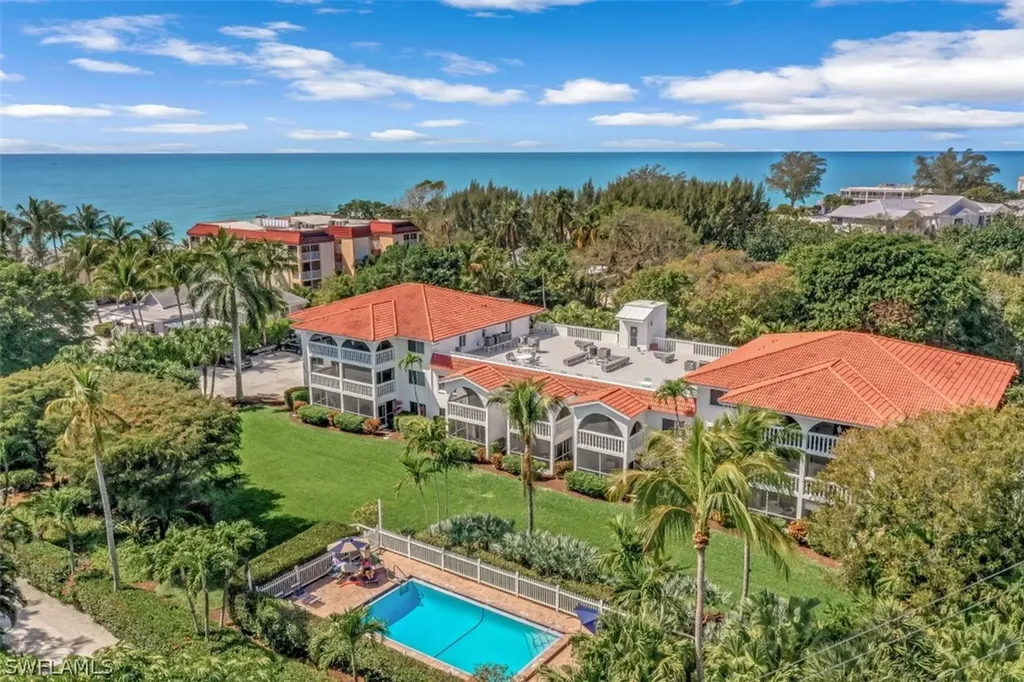 3041 W Gulf Drive Sanibel FL 33957