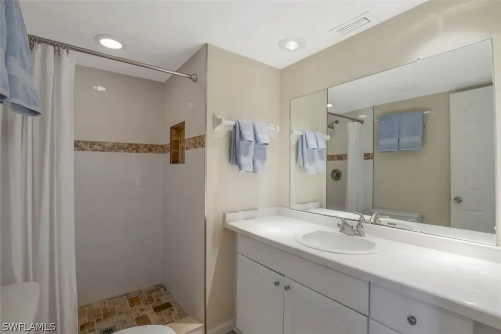 3041 W Gulf Drive Sanibel FL 33957