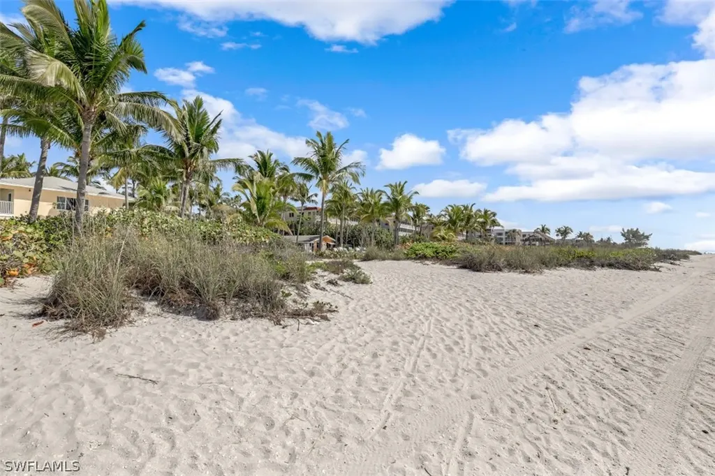 3041 W Gulf Drive Sanibel FL 33957