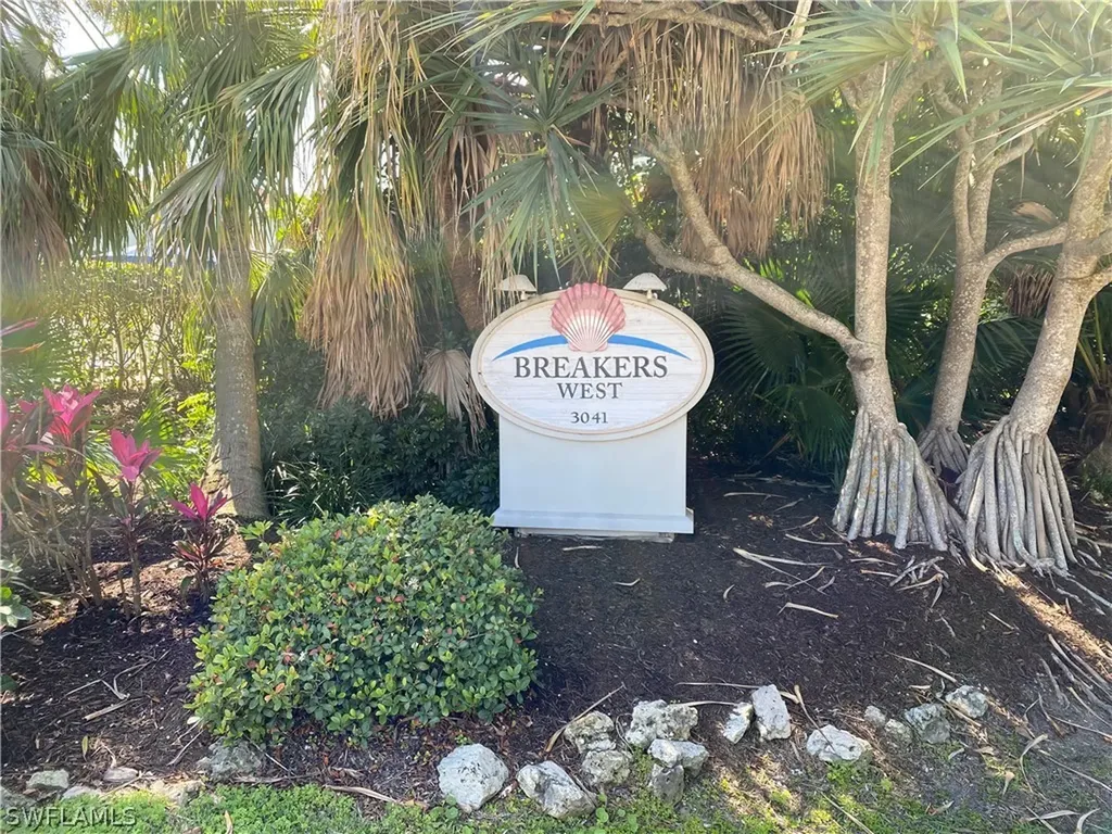 3041 W Gulf Drive Sanibel FL 33957