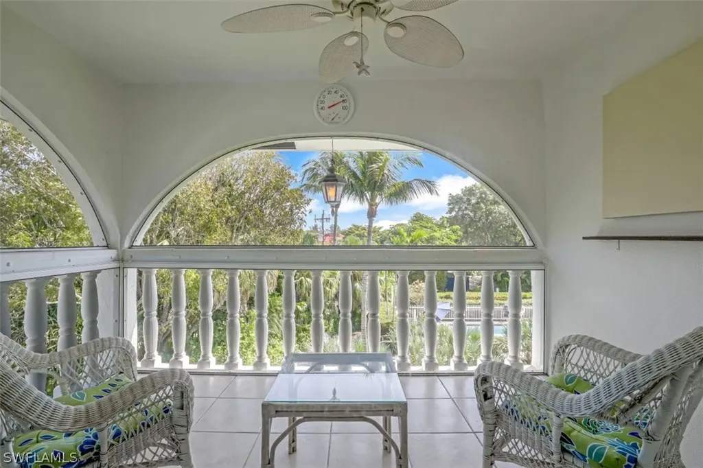 3041 W Gulf Drive Sanibel FL 33957