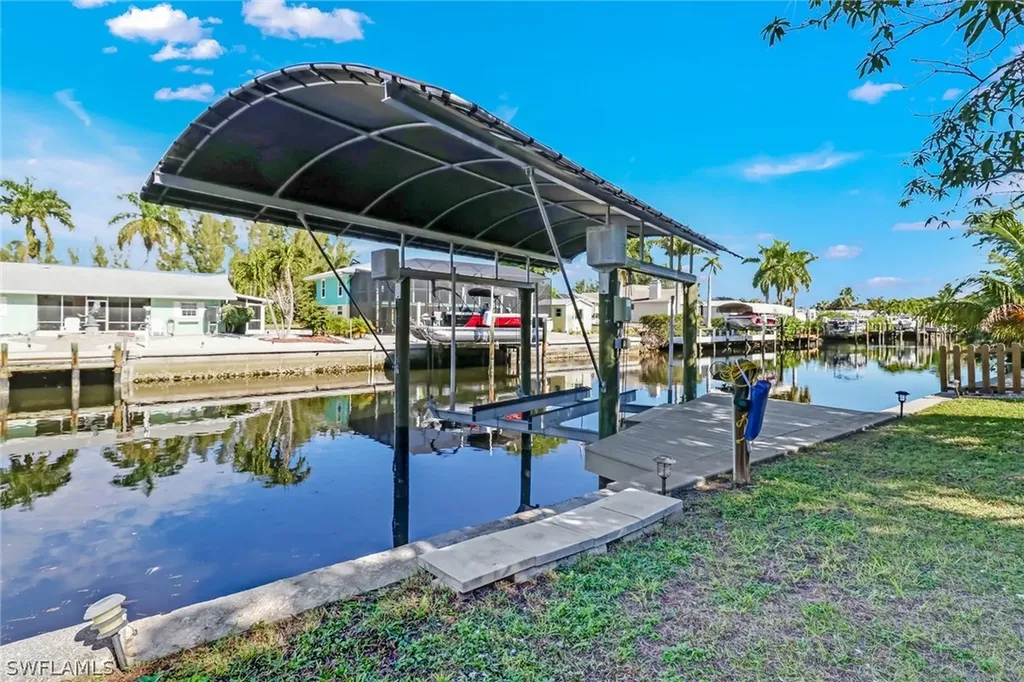 3332 6th Avenue St. James City FL 33956