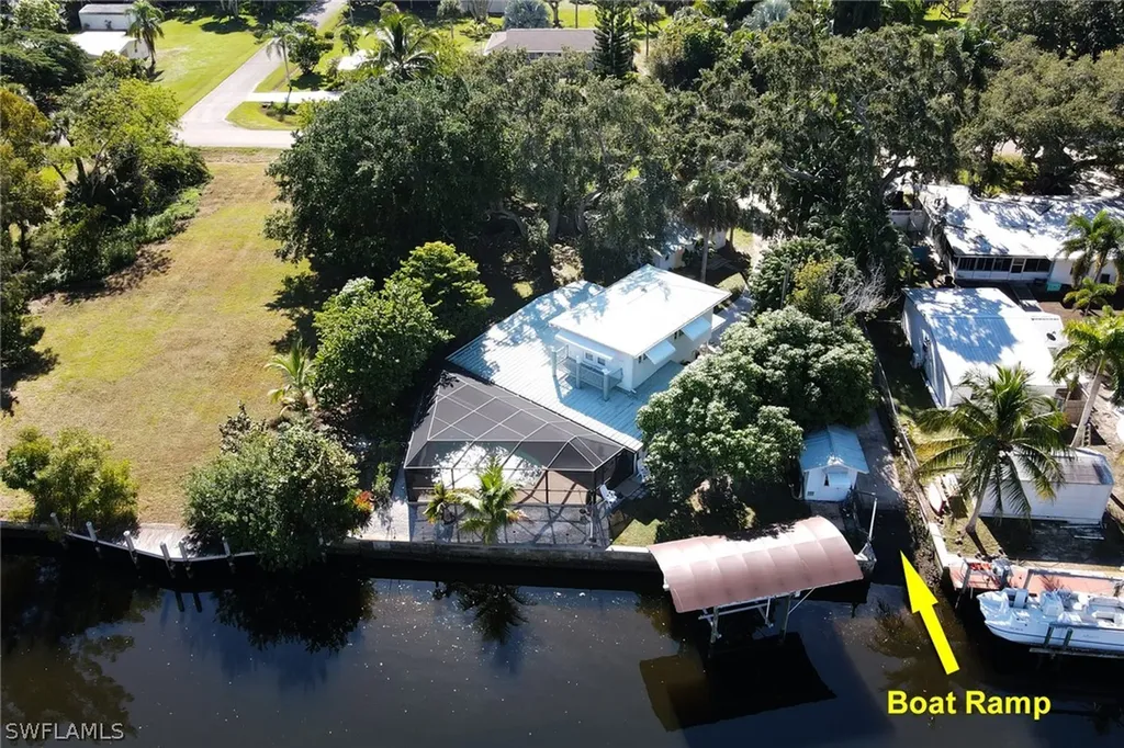 3332 6th Avenue St. James City FL 33956