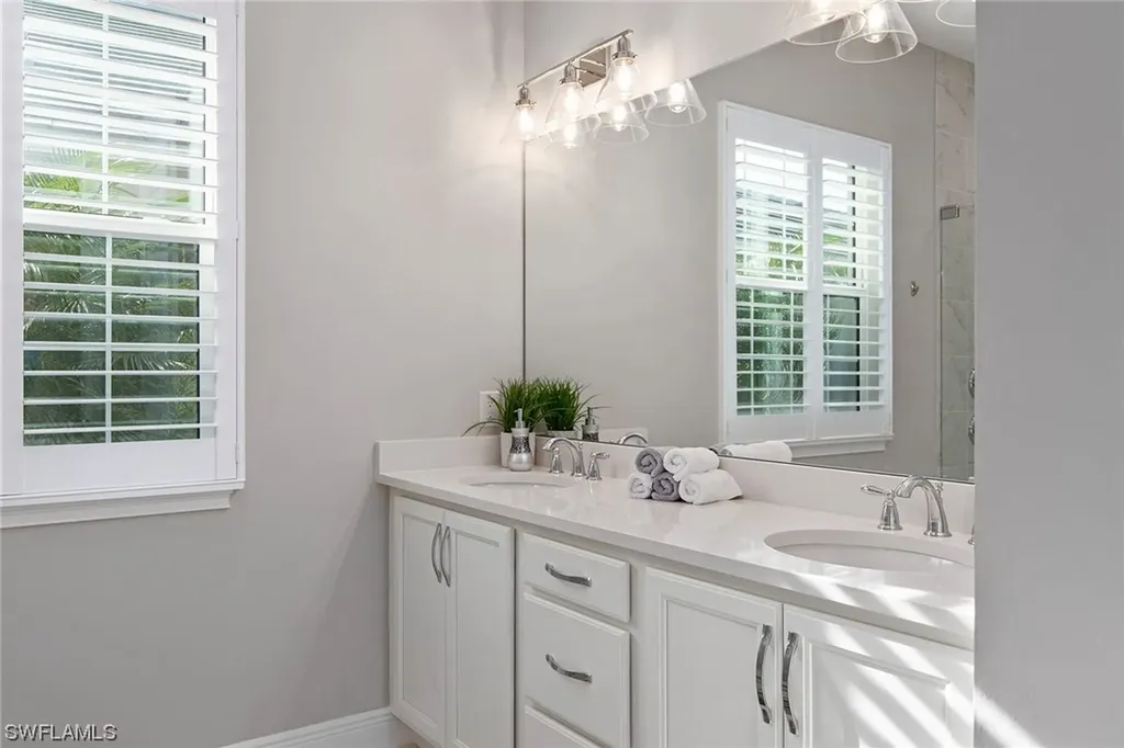 3199 Cotuit Lane Naples FL 34114