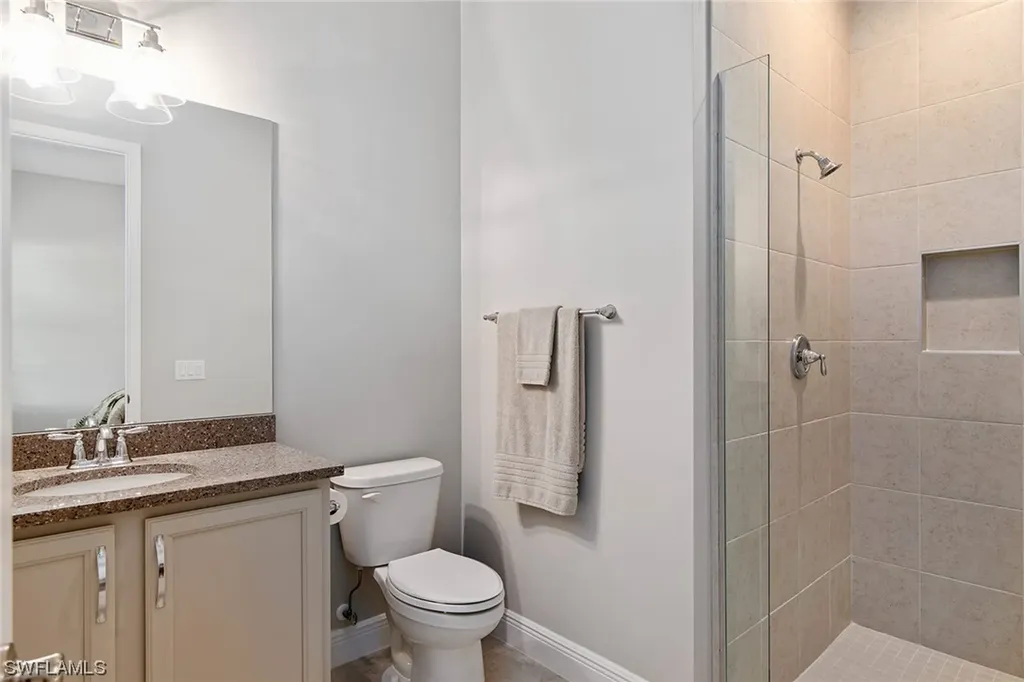 3199 Cotuit Lane Naples FL 34114