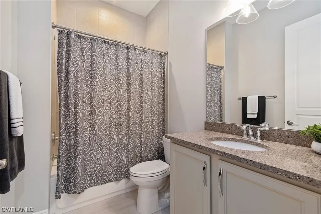 3199 Cotuit Lane Naples FL 34114