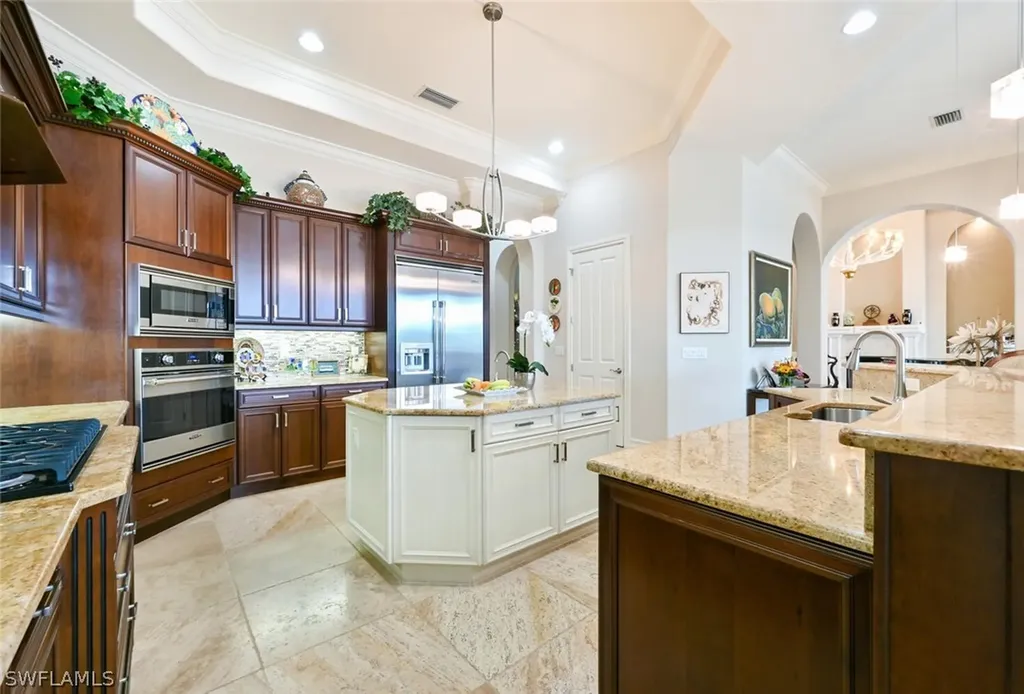 16515 Buonasera Court Naples FL 34110