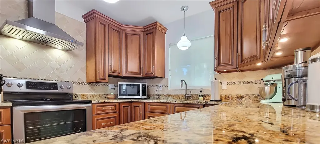 1326 Burtwood Drive Fort Myers FL 33901