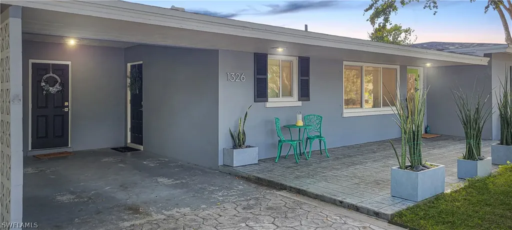 1326 Burtwood Drive Fort Myers FL 33901