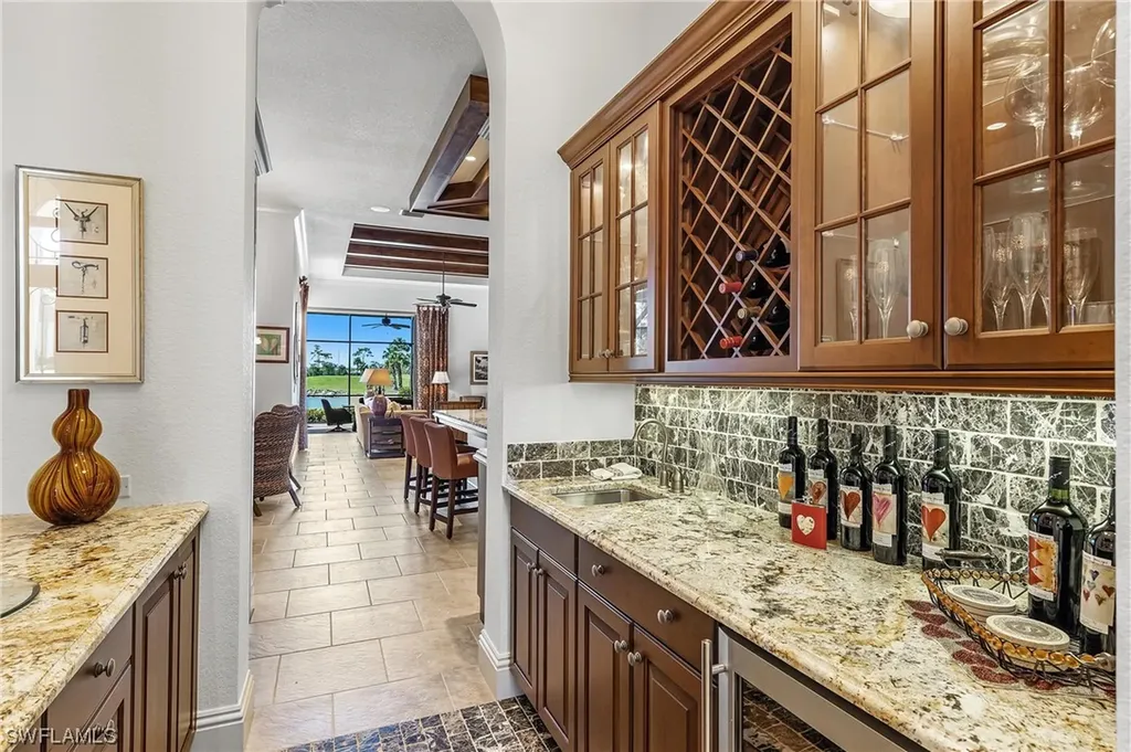 7515 Hogan Court Naples FL 34113