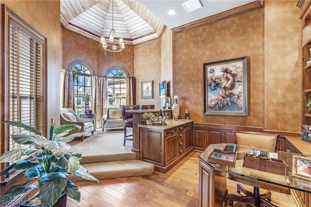 7515 Hogan Court Naples FL 34113
