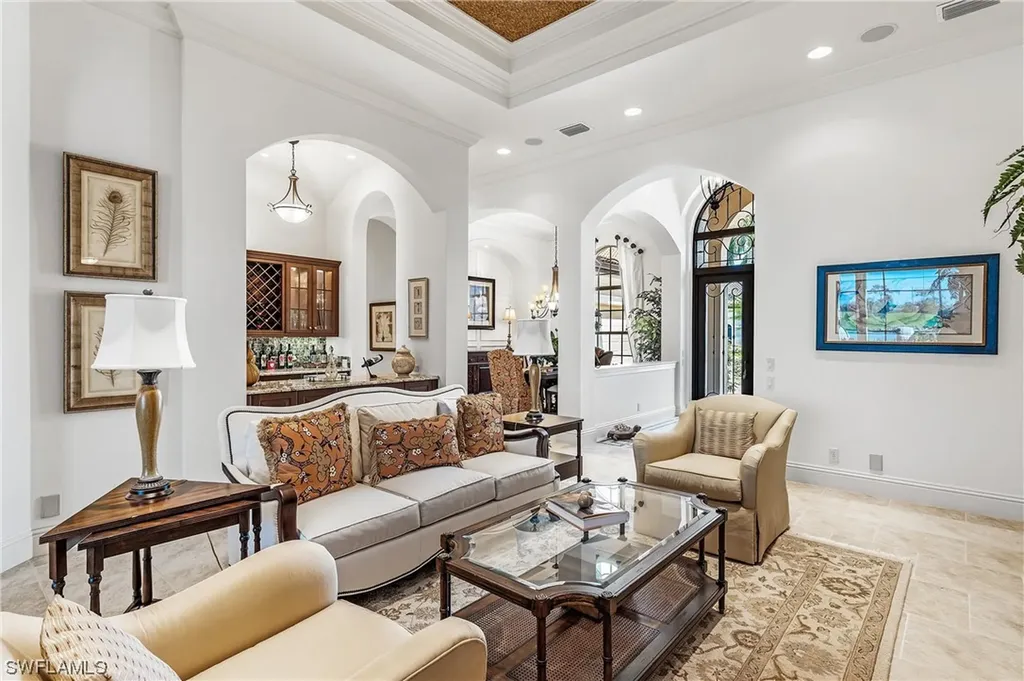 7515 Hogan Court Naples FL 34113