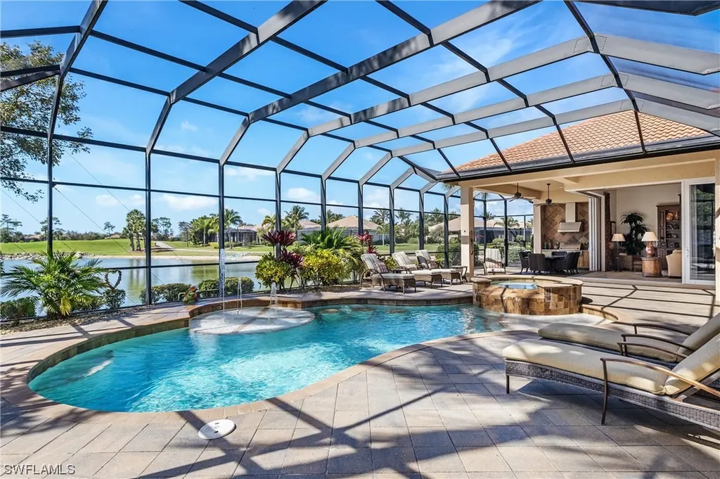 7515 Hogan Court Naples FL 34113