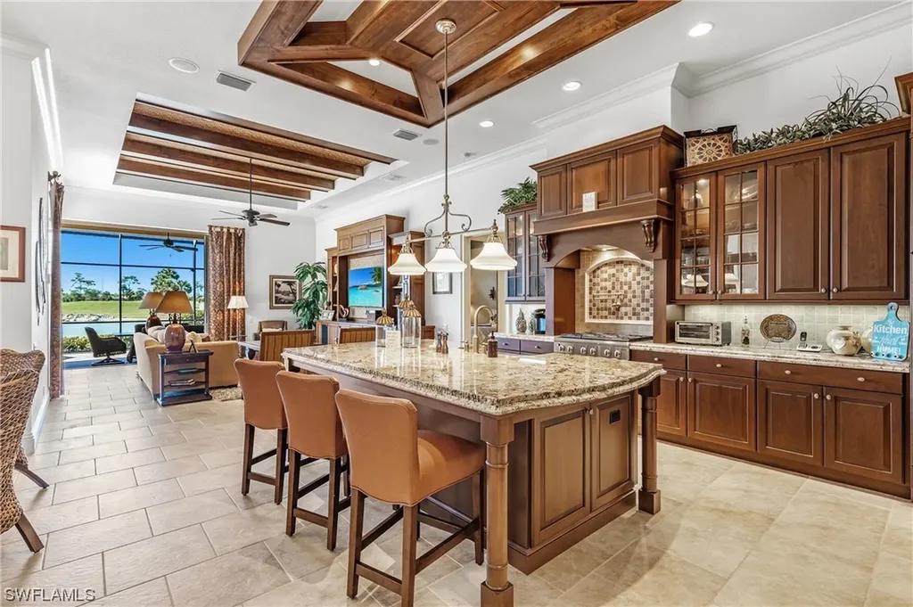 7515 Hogan Court Naples FL 34113
