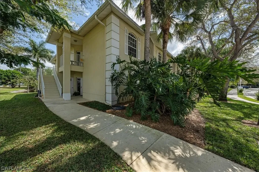 1260 Shady Rest Lane Naples FL 34103