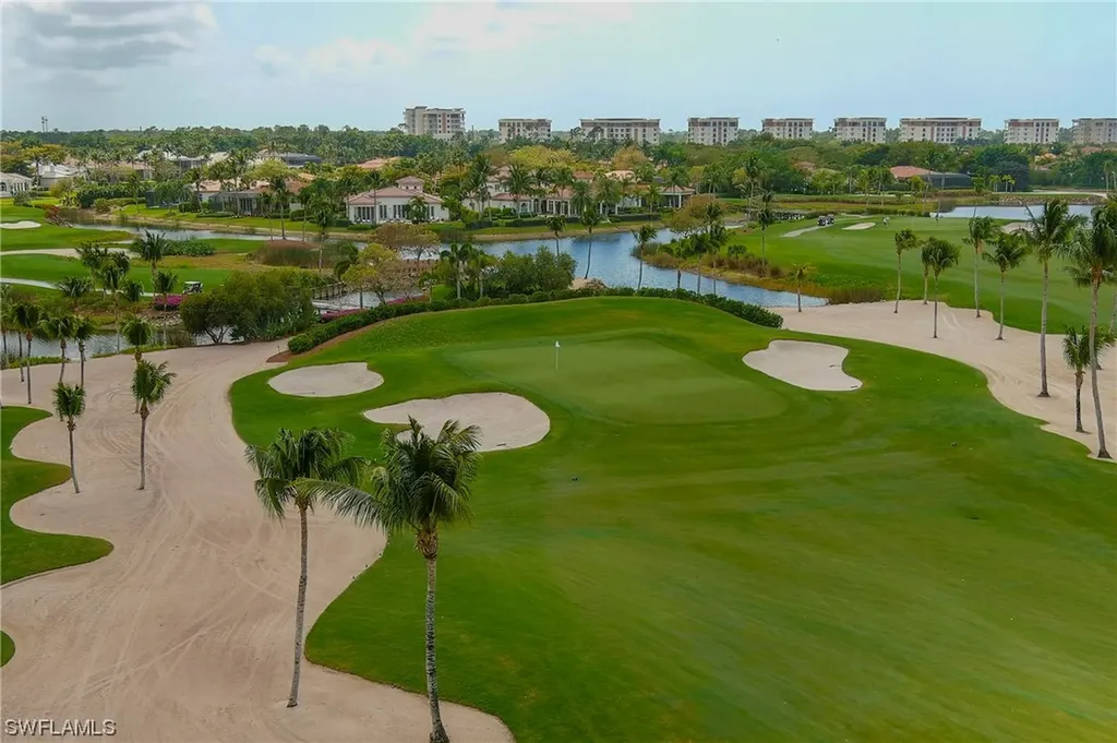1727 Venezia Way Naples FL 34105
