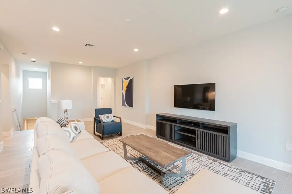 2281 Priory Lane Naples FL 34120