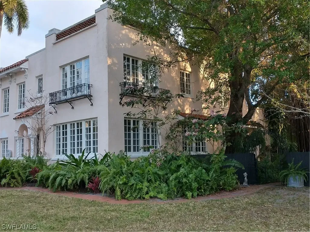 1328 Rio Vista Avenue Fort Myers FL 33901