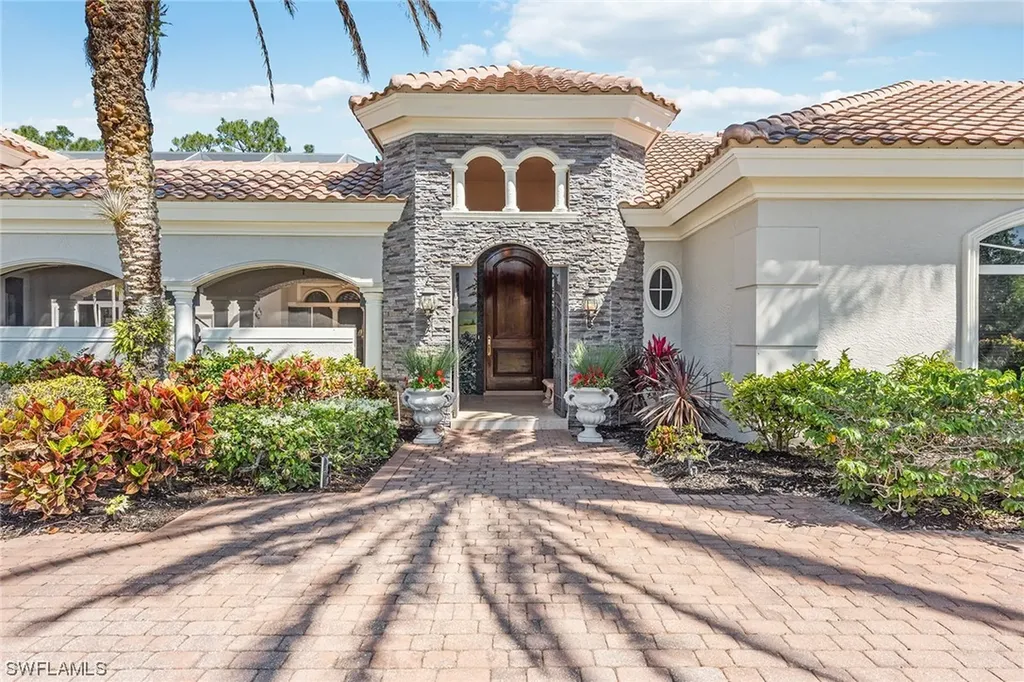 5055 Groveland Terrace Naples FL 34119