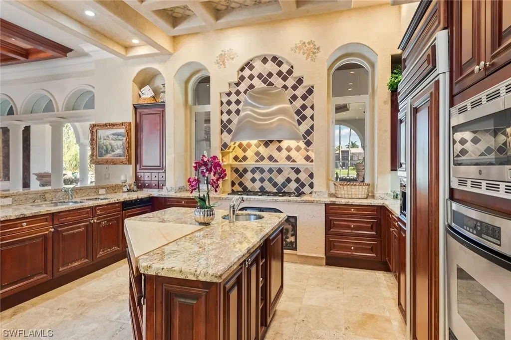 5055 Groveland Terrace Naples FL 34119