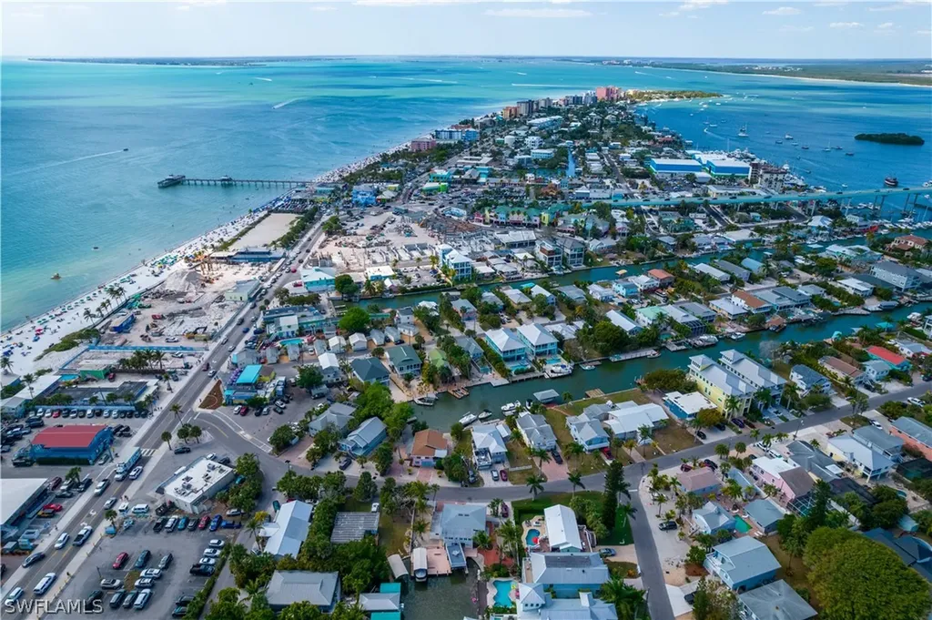 130 Palermo Circle Fort Myers Beach FL 33931