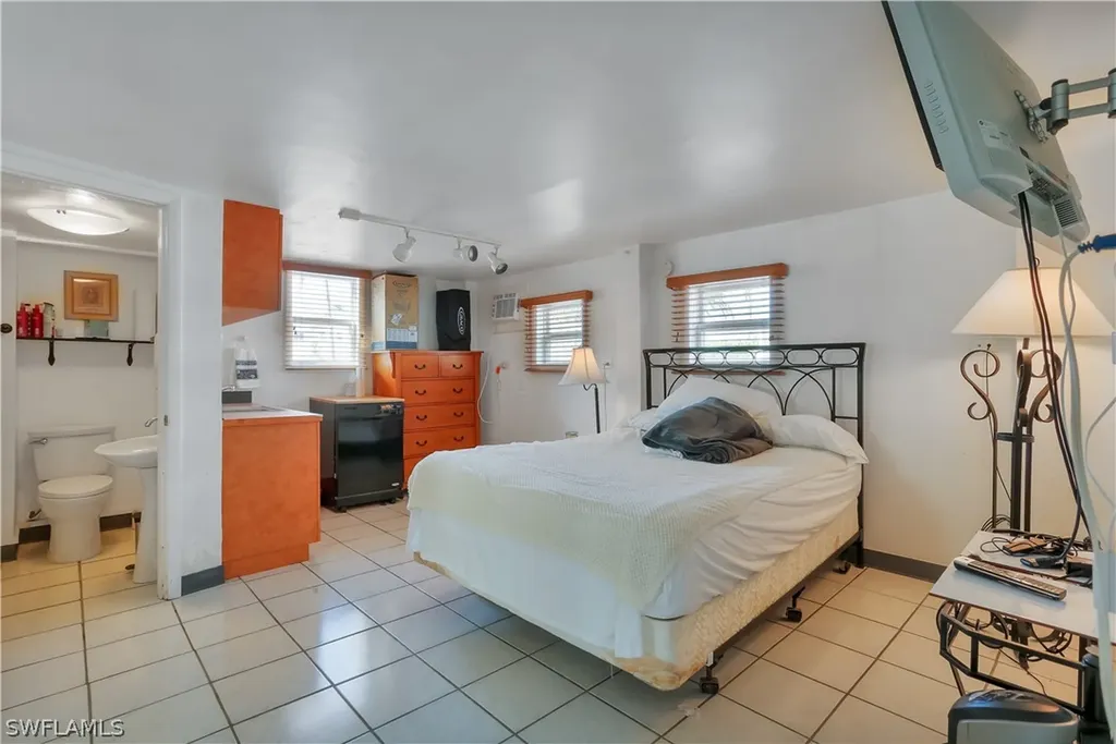 130 Palermo Circle Fort Myers Beach FL 33931