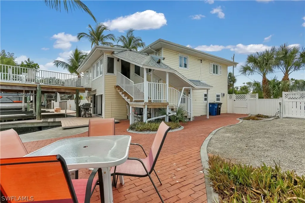 130 Palermo Circle Fort Myers Beach FL 33931