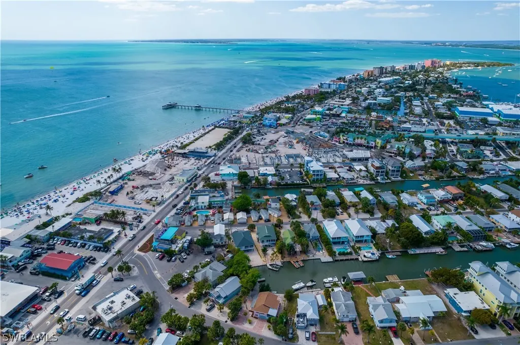 130 Palermo Circle Fort Myers Beach FL 33931