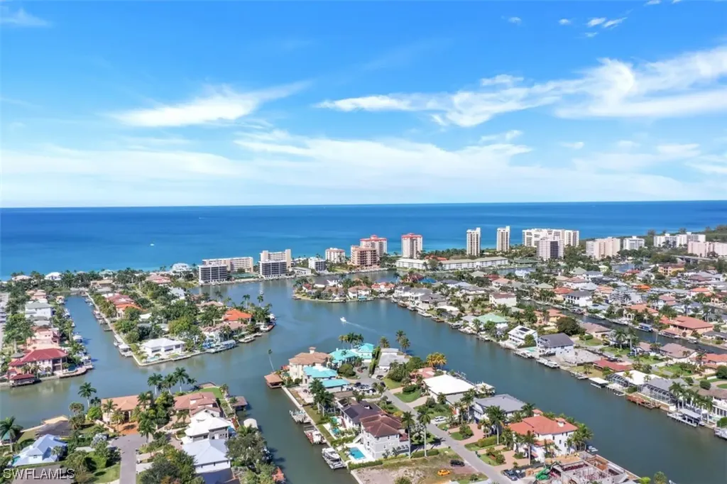 366 Seabee Avenue Naples FL 34108