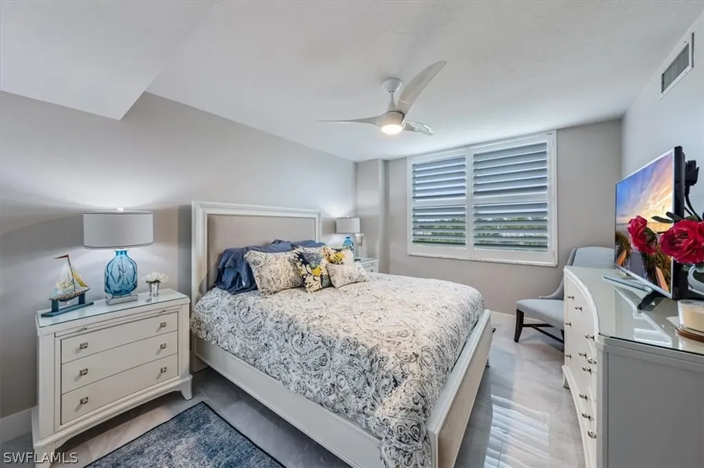 6573 Marissa Loop Naples FL 34108