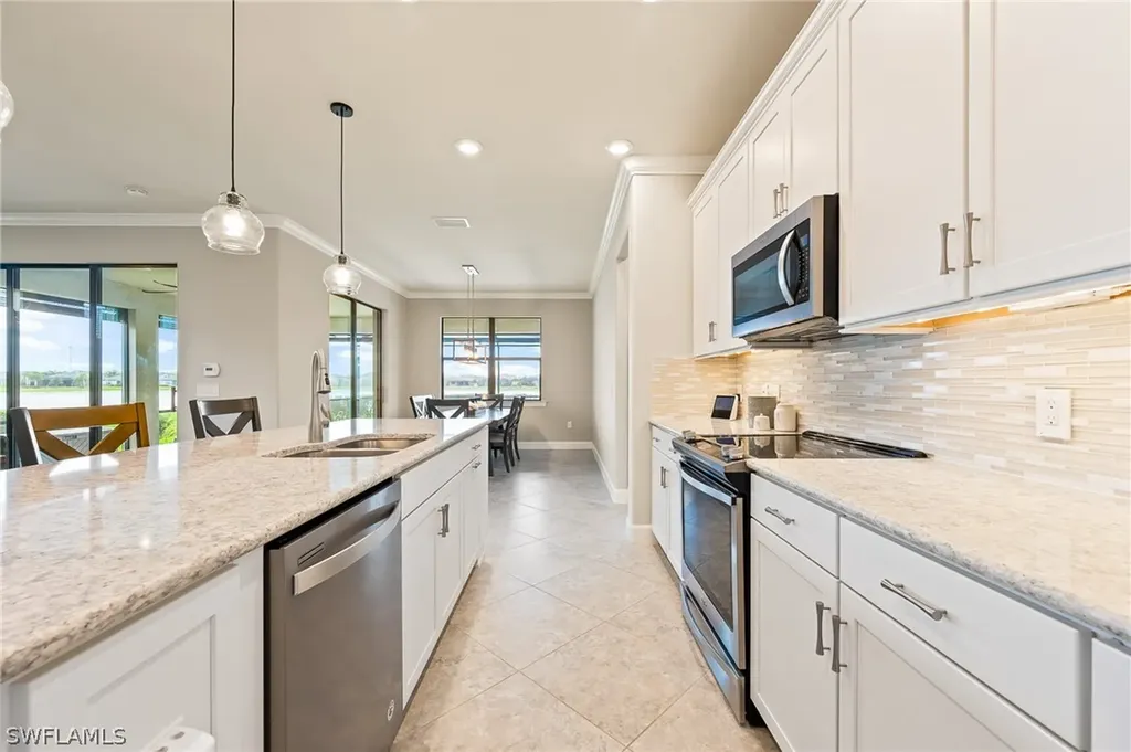 17369 Ashcomb Way Estero FL 33928