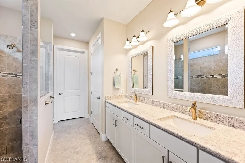 17369 Ashcomb Way Estero FL 33928