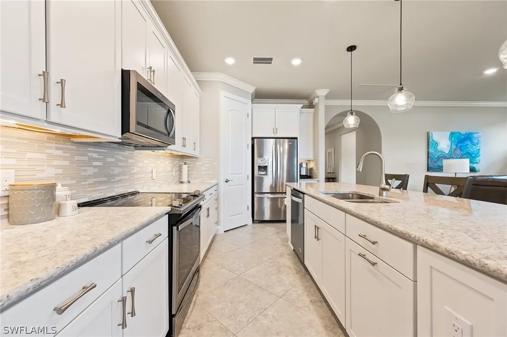 17369 Ashcomb Way Estero FL 33928