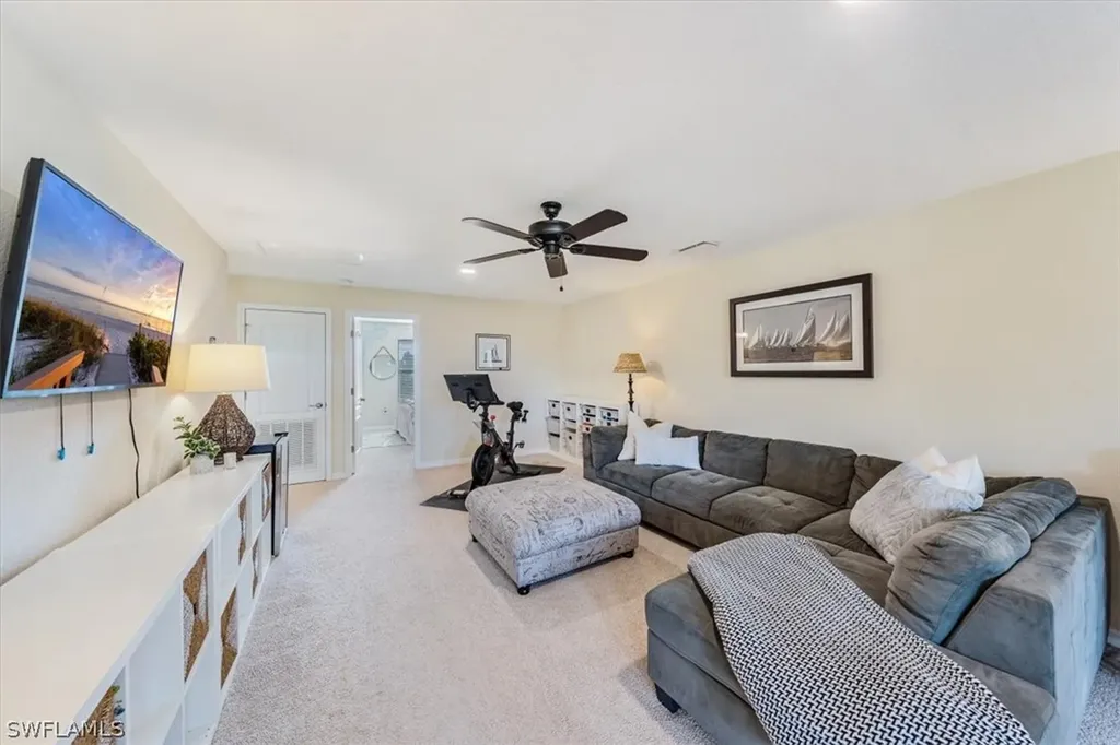 2246 Vermont Lane Naples FL 34120