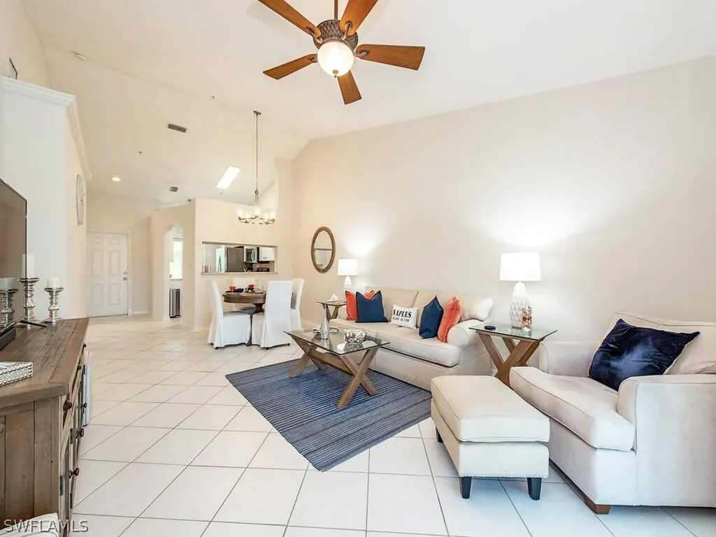 6870 Huntington Lakes Circle Naples FL 34119