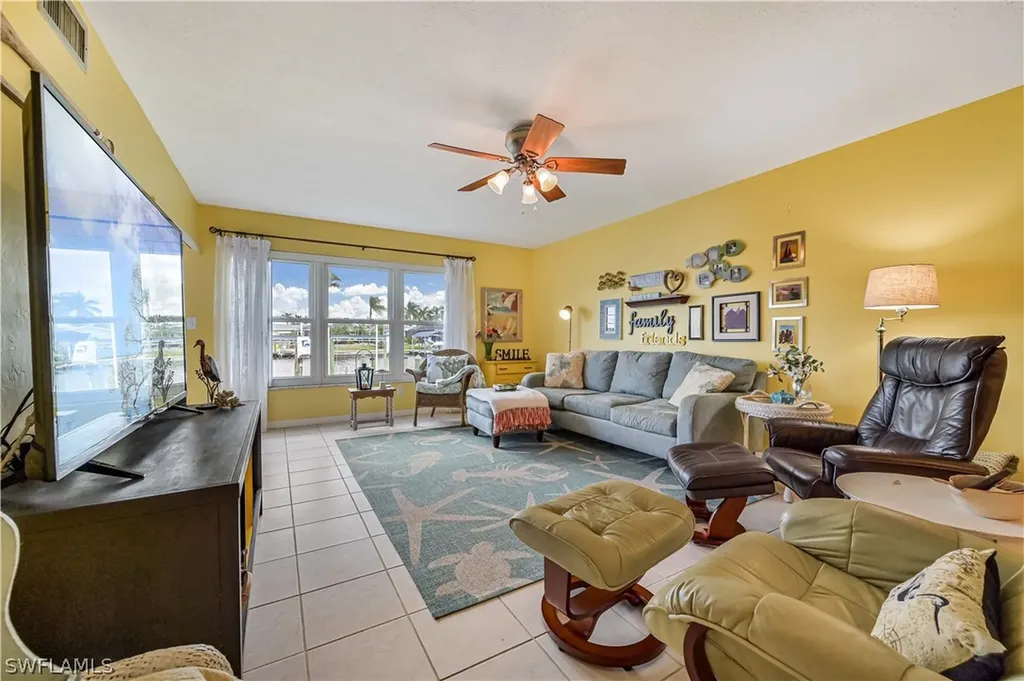 1807 SE 41st Street Cape Coral FL 33904