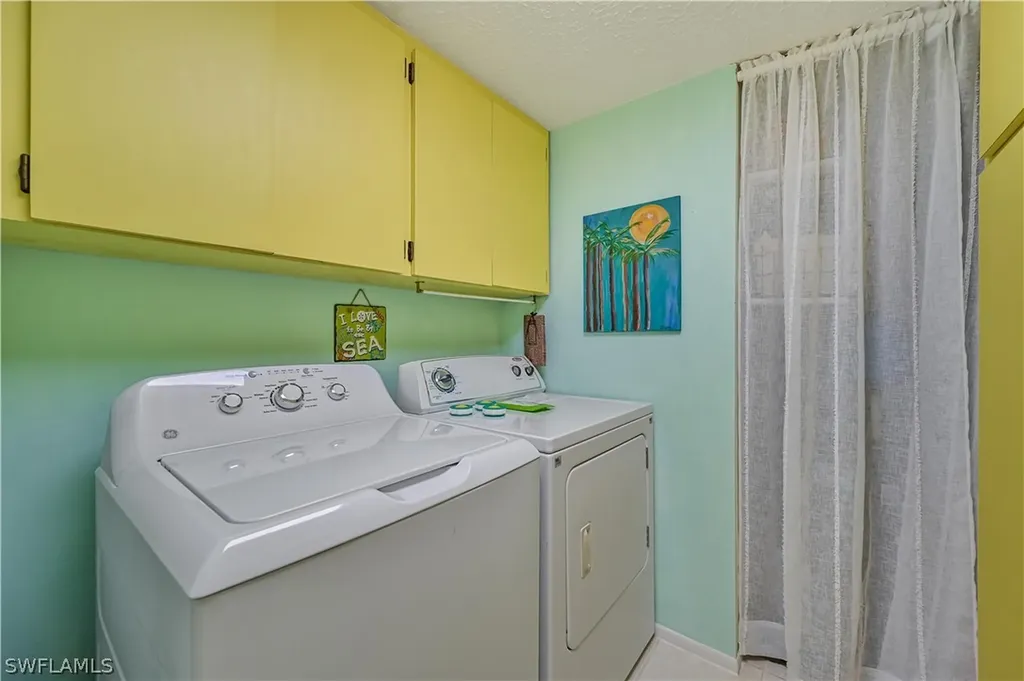 1807 SE 41st Street Cape Coral FL 33904