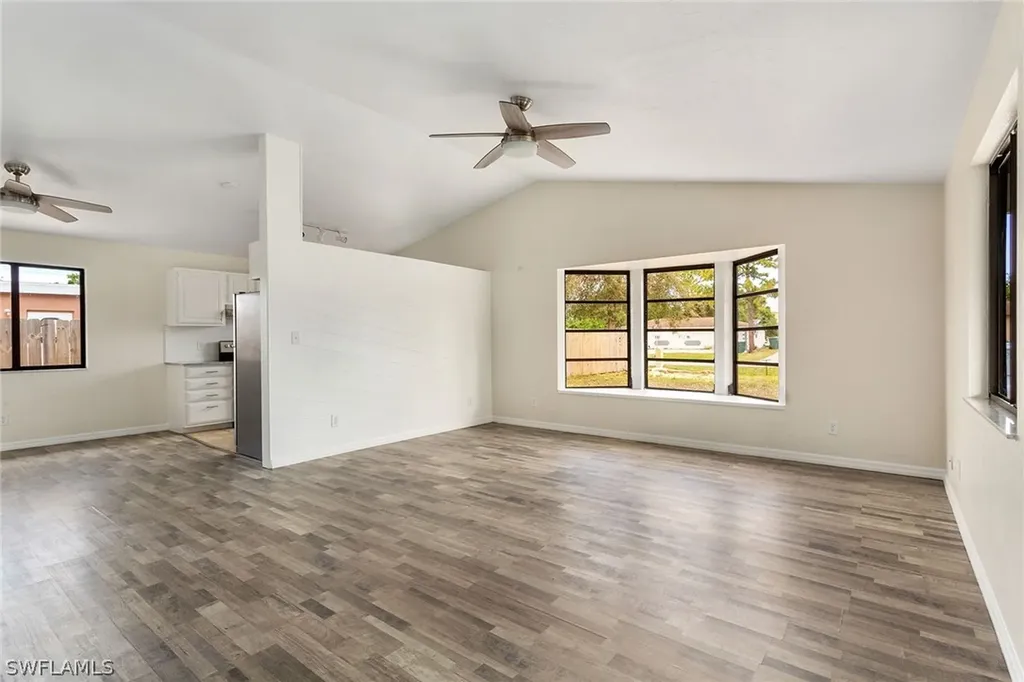3374 Poinsettia Avenue Naples FL 34104