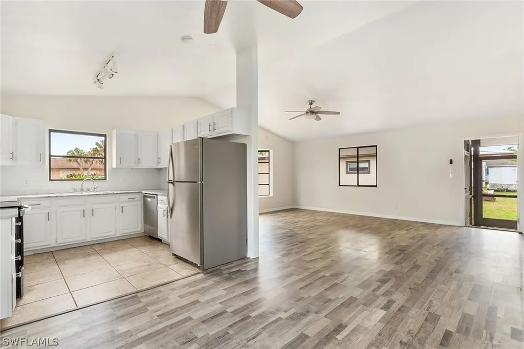3374 Poinsettia Avenue Naples FL 34104