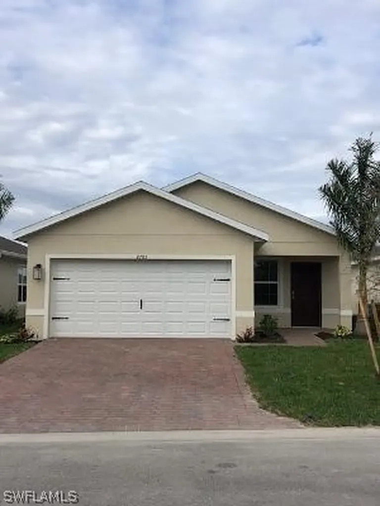 8785 Swell Brooks Court North Fort Myers FL 33917