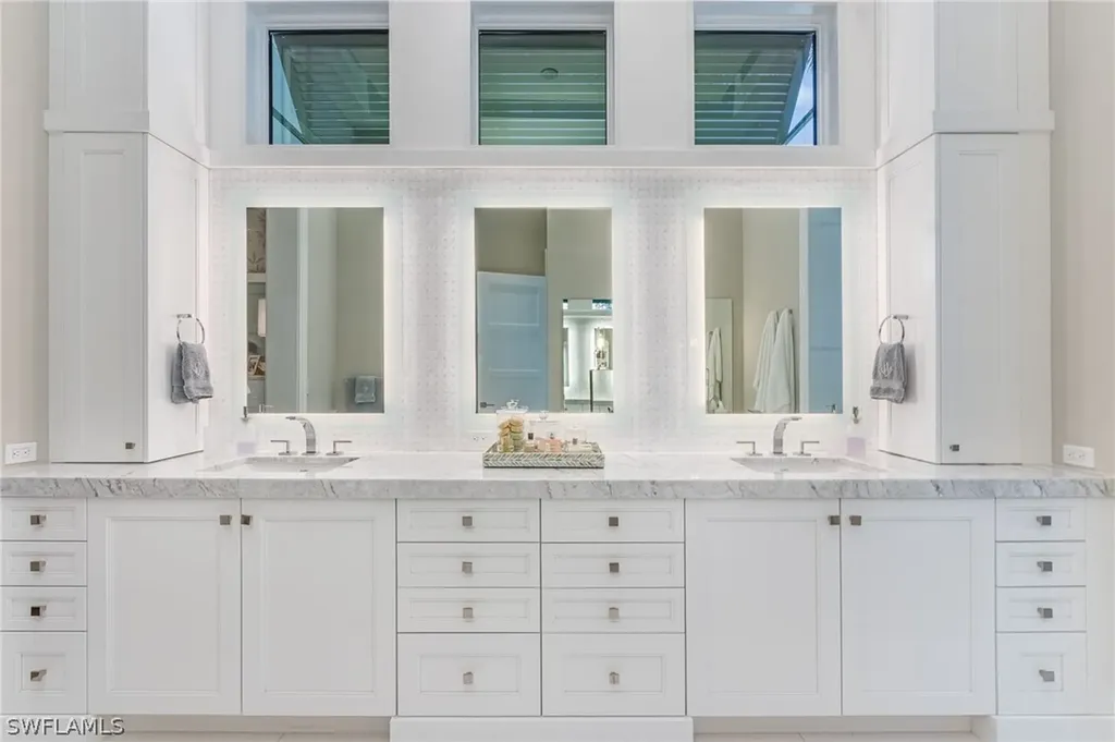 4839 West Boulevard Naples FL 34103