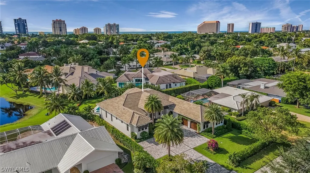 4839 West Boulevard Naples FL 34103
