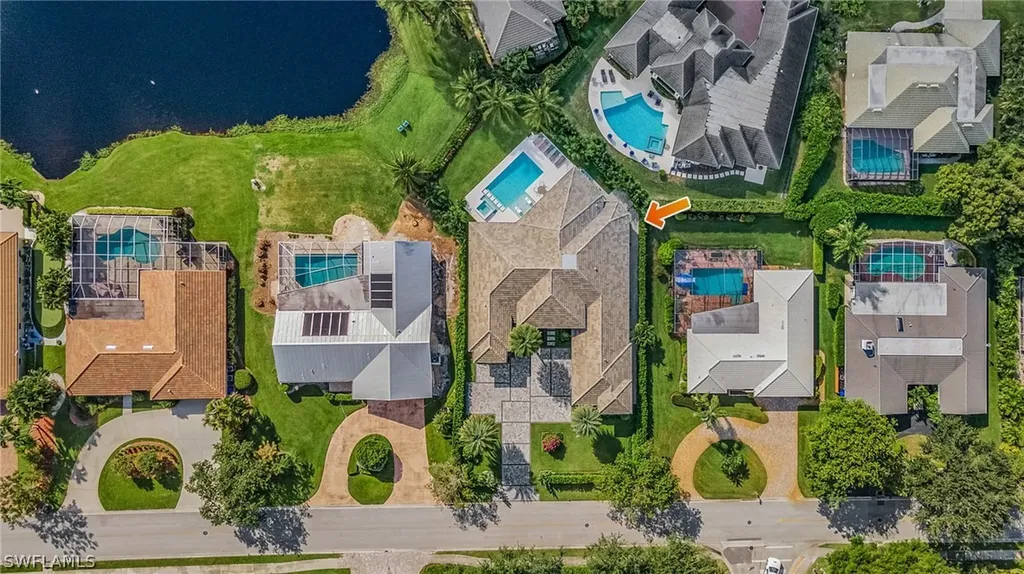 4839 West Boulevard Naples FL 34103
