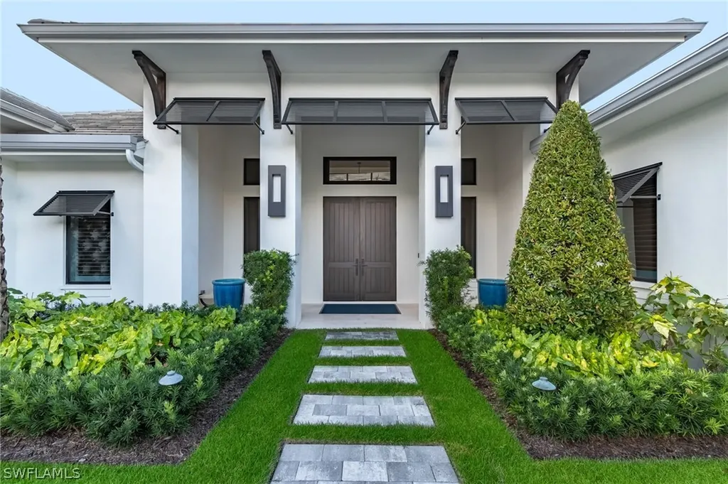 4839 West Boulevard Naples FL 34103