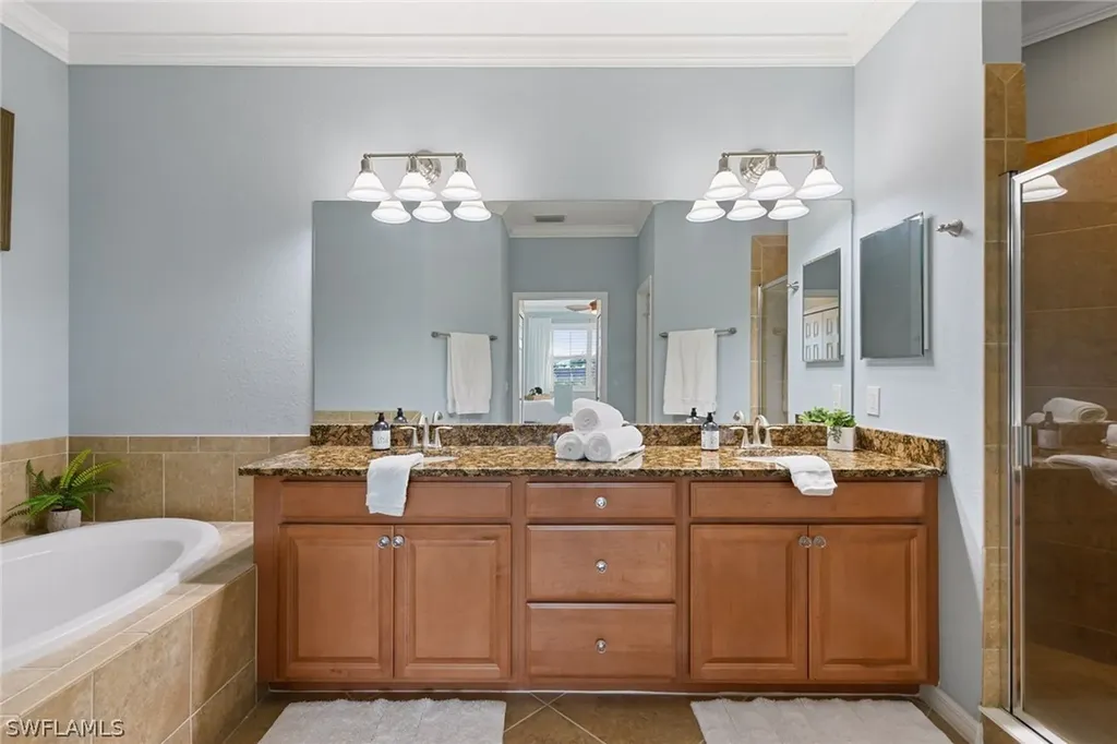 3159 Serena Lane Naples FL 34114