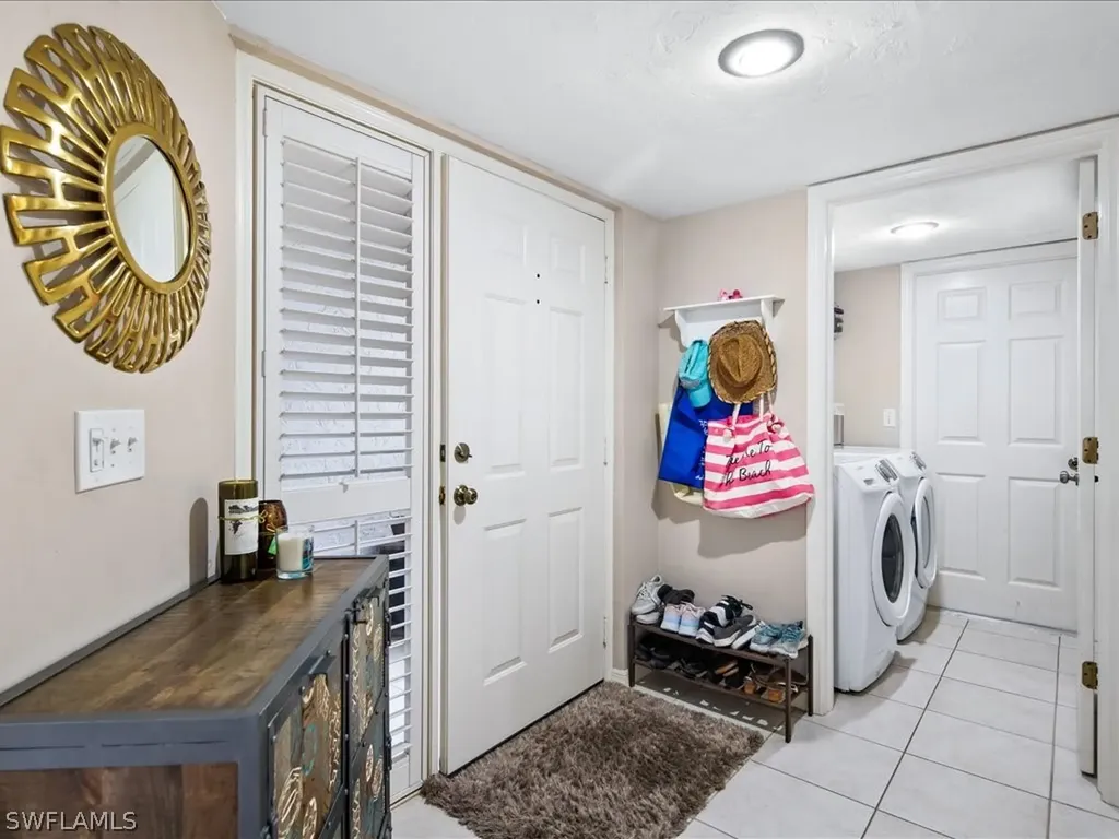 2860 Citrus Lake Drive Naples FL 34109