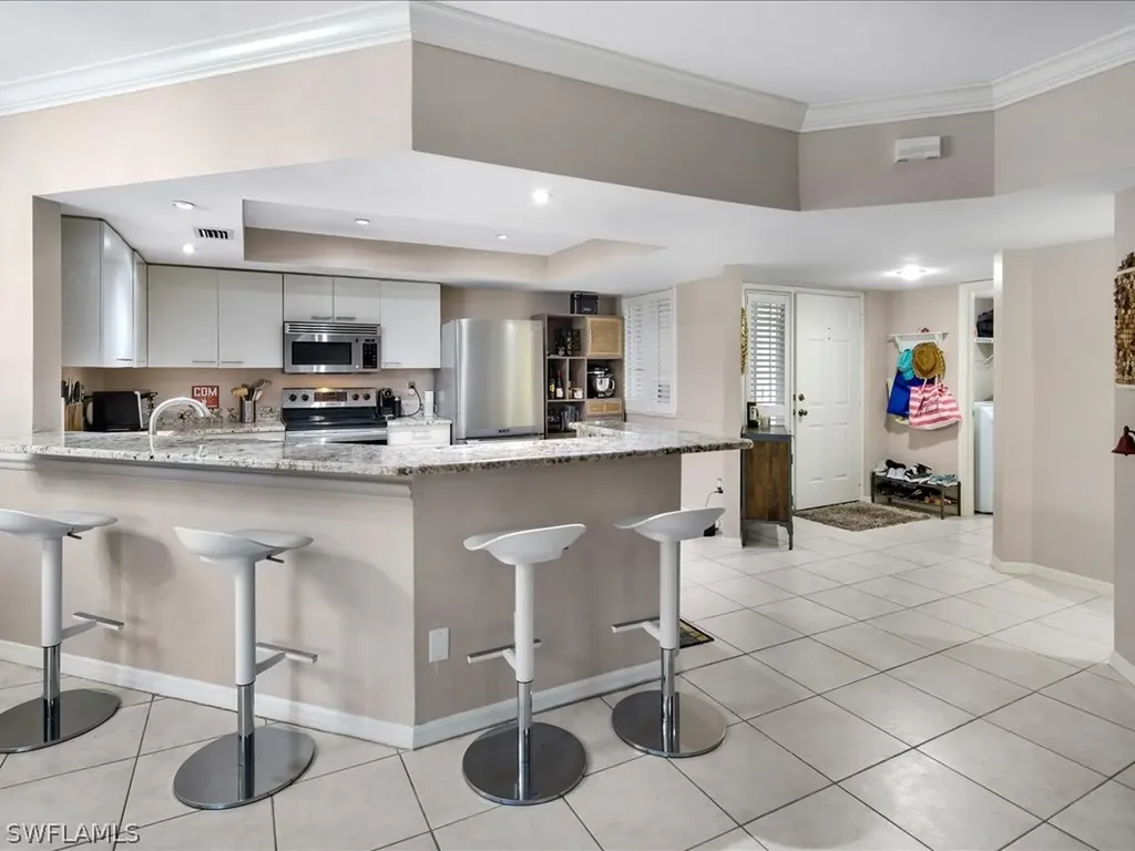 2860 Citrus Lake Drive Naples FL 34109