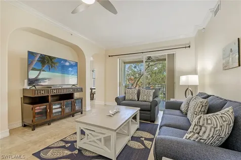 850 6TH Avenue N Naples FL 34102