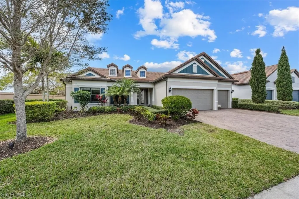 16273 Camden Lakes Circle Naples FL 34110