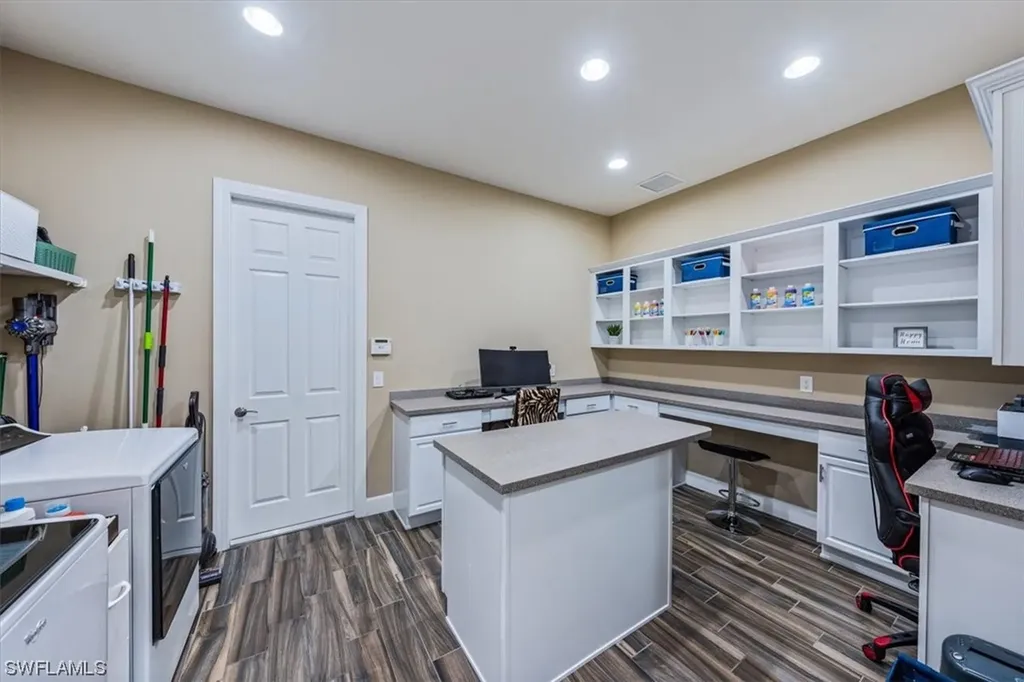 16273 Camden Lakes Circle Naples FL 34110